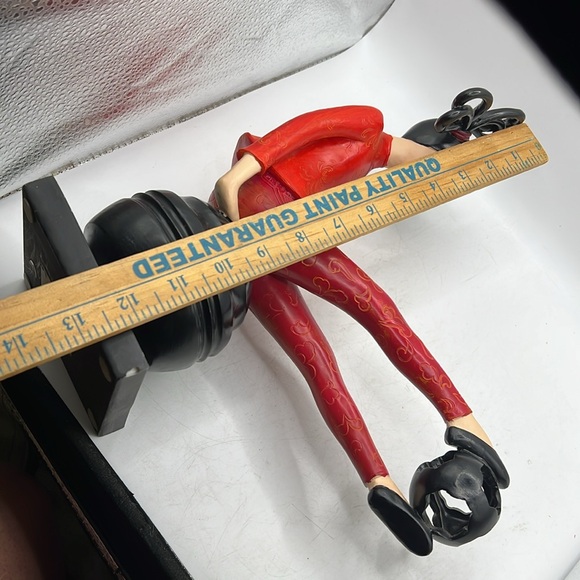 Vintage Japanese Yoga Soccer Woman Red Black Decor Figurine Statue - Picture 14 of 16